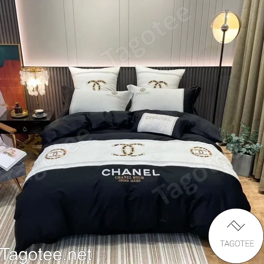 Chanel Order Series Black And White Luxury Bedding Set