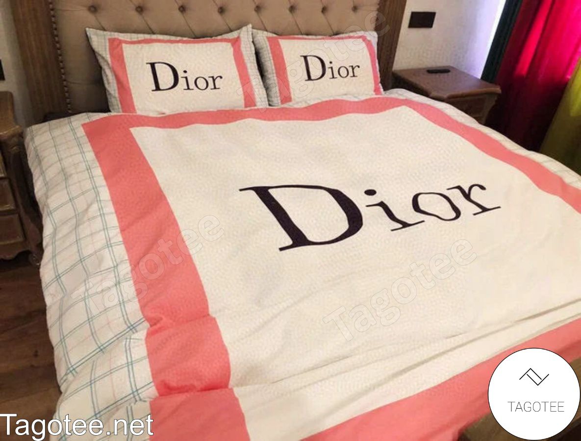 Dior Luxury Brand Caro Pattern White And Pink Bedding Set