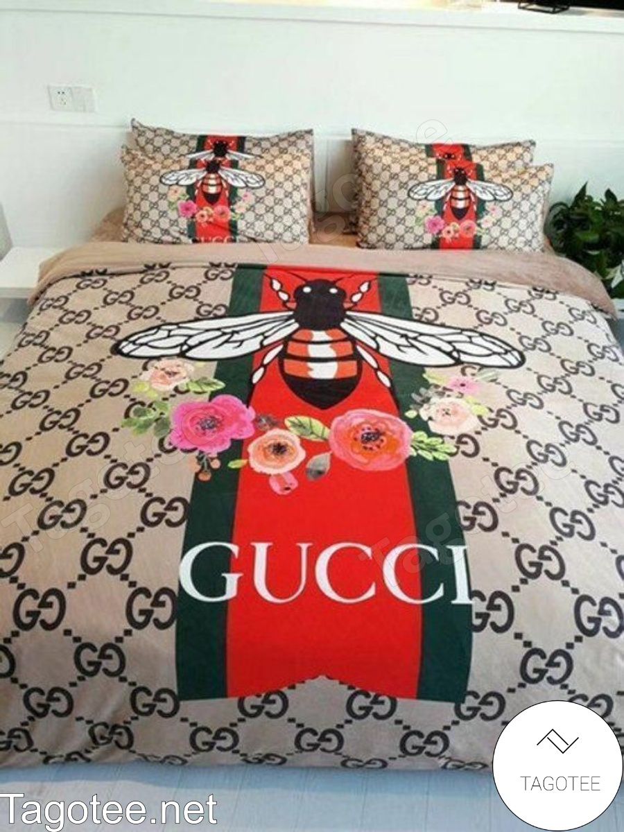 Gucci Bee Flower On Color Stripes Bedding Set