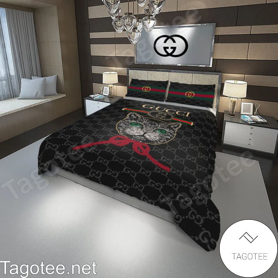 Gucci Cat Black Monogram Bedding Set