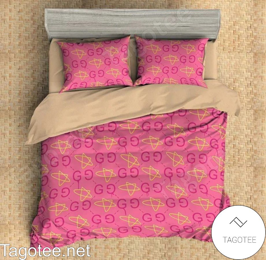 Gucci Ghost Pattern Pink Bedding Set