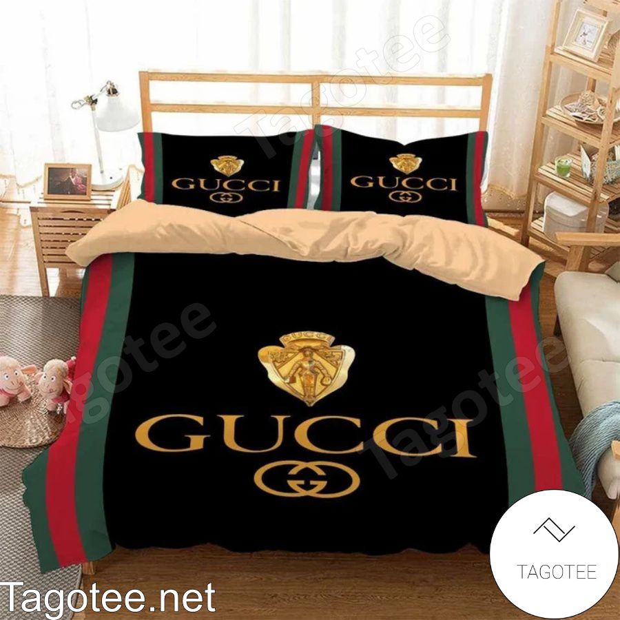 Gucci Gold Museo Logo With Color Stripes On Two Side Black Bedding Set