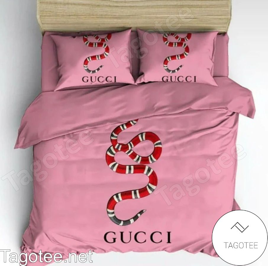 Gucci Snake Pink Bedding Set