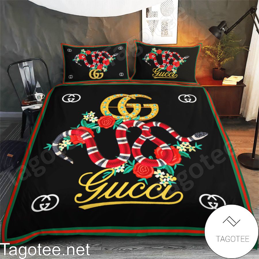 Gucci Snake Red Rose Black Bedding Set