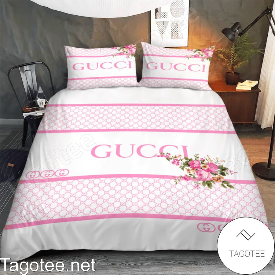 Gucci Stripes White And Pink Bedding Set