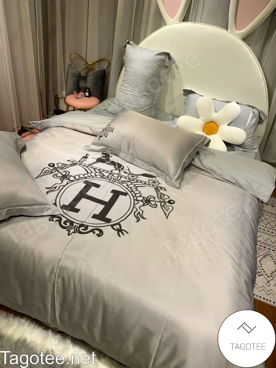 Hermes H Logo Center Grey Luxury Bedding Set