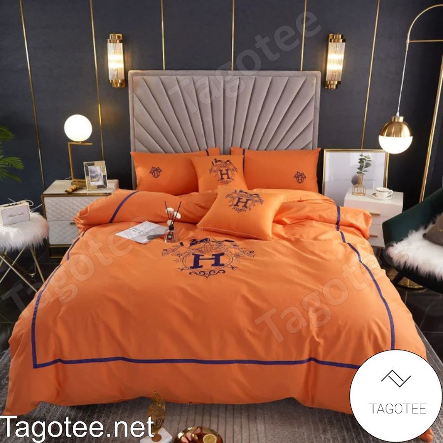 Hermes H Logo Center Orange Basic And Luxury Bedding Set