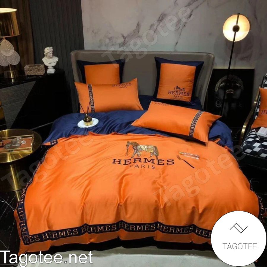 Hermes Paris Luxury Brand With Black Border Bedding Set