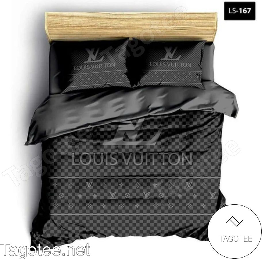 Louis Vuitton Black And Grey Checkerboard Bedding Set