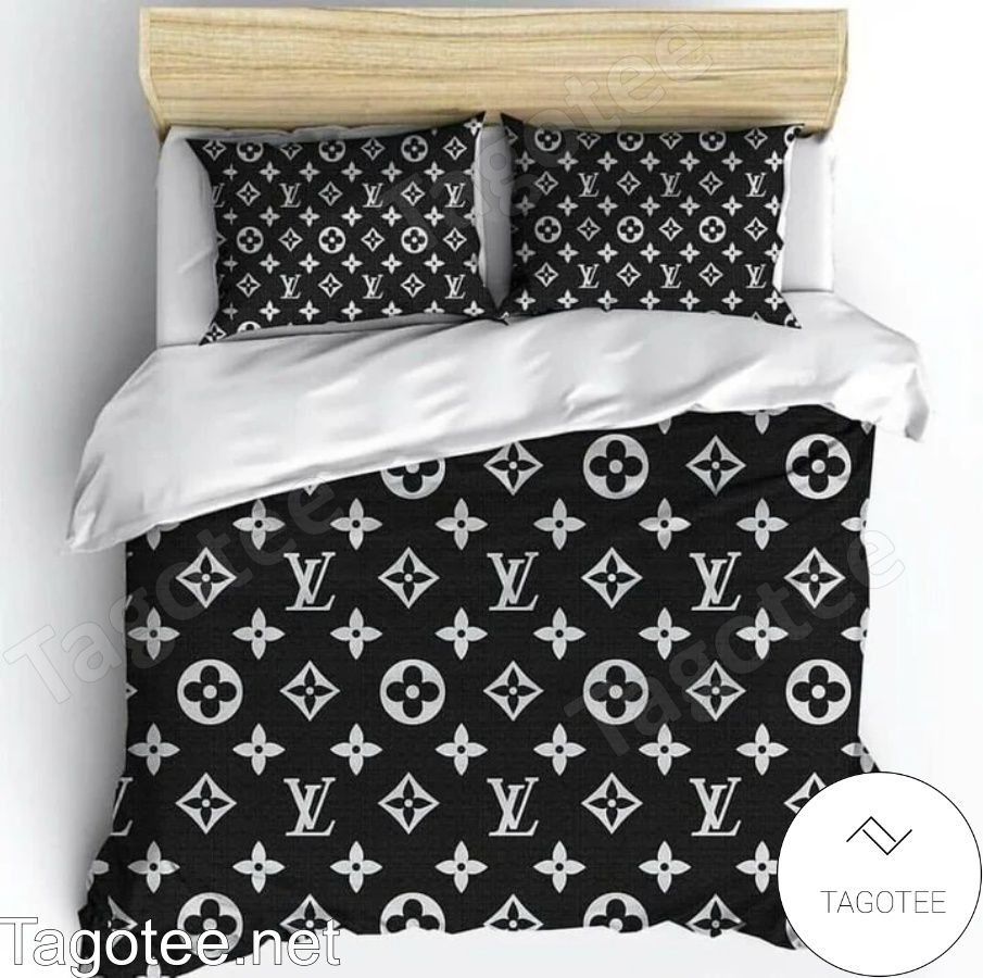 Louis Vuitton Black Monogram Full Print Bedding Set