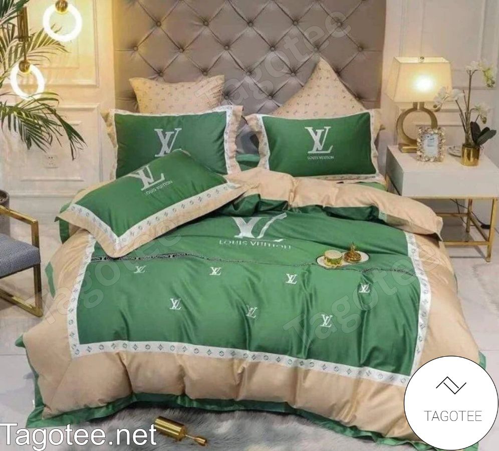 Louis Vuitton Green Basic And Luxury Bedding Set