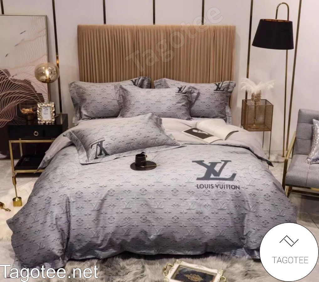 Louis Vuitton Grey Monogram Luxury Bedding Set