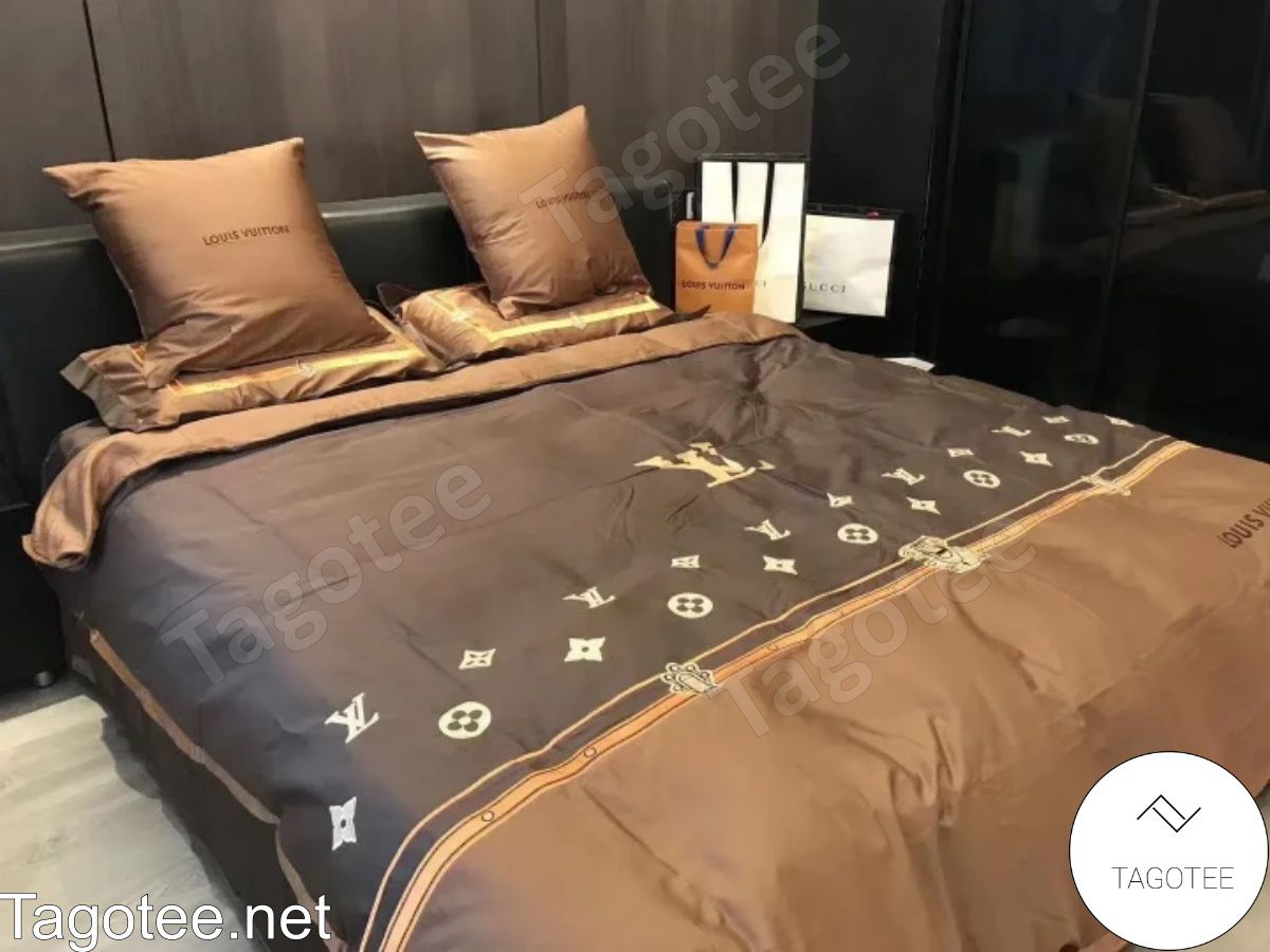 Louis Vuitton Light And Dark Brown Bedding Set