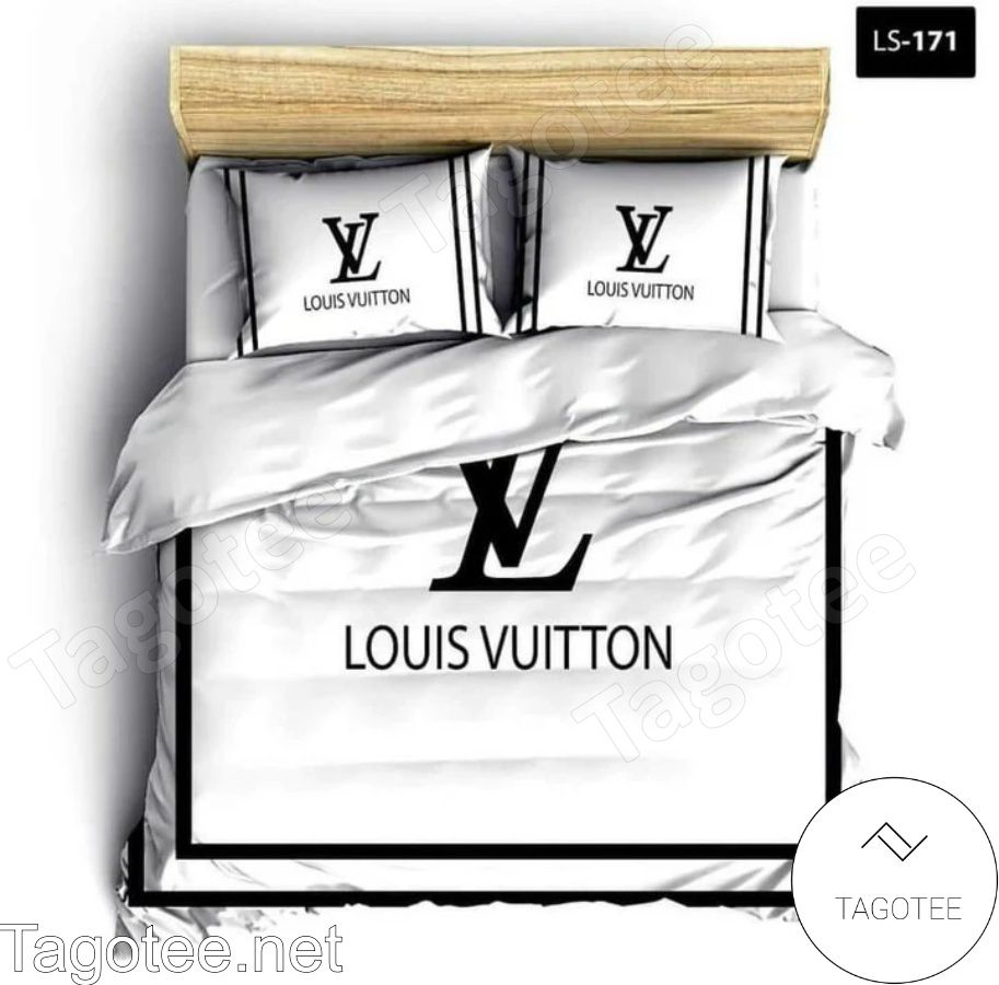 Louis Vuitton White With Black Border Style Basic Bedding Set