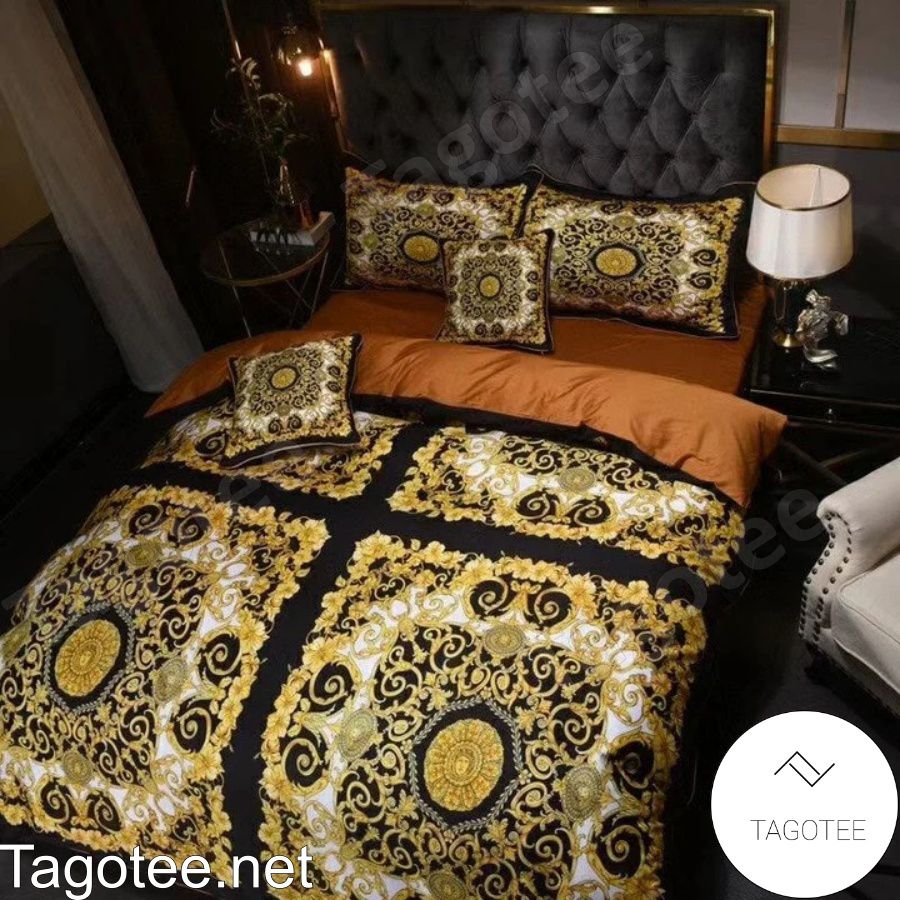 Versace Barocco Scarf With A Cross Center Bedding Set